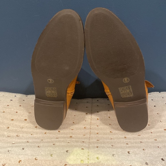 6 Brown Short boots - zippers on both sides - lightly work - Picture 6 of 6